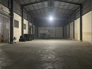 Cho thuê xưởng xây sẵn, ngành nhựa 3000m2 sát bến lức