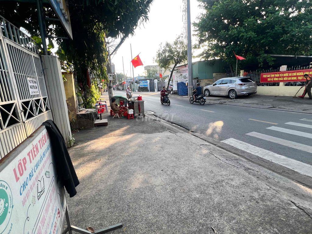Nhà Nguyên Căn Mặt Tiền Đường Bình Quới