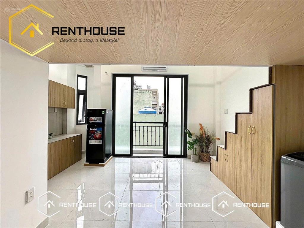 Mới xây, sẵn nội thất, ban công  có gác  ngay hà huy gáp  cầu vượt ngã tư ga