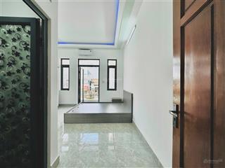 Studio ban công  đầy đủ nội thất  ngay cvpm quang trung  tô ký
