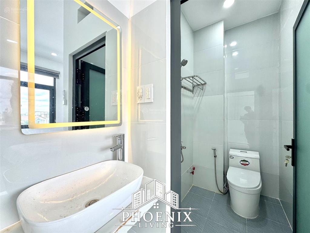 Studio mới xây 100% cửa sổ lớn, full nội thất, ngay tô ký  cvpm quang trung