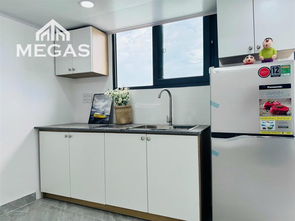 Căn hộ mini gác cao  full nội thất  ban công riêng ngay cầu tham lương  đông hưng thuận