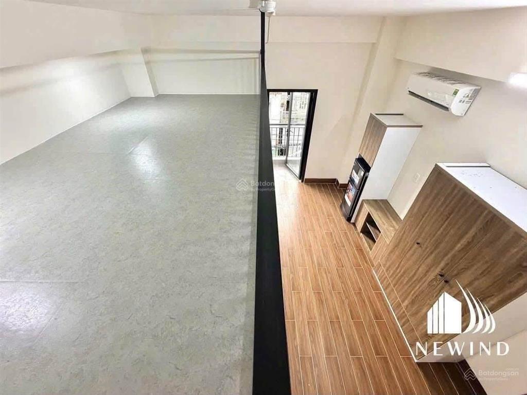 Duplex gác cao, ban công riêng, full nội thất ngay cầu tham lương  phan văn hớn
