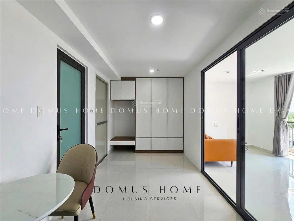 Nhà mới 100%  1 phòng ngủ  1 phòng khách  ban công ngay cvpm quang trung  tô ký