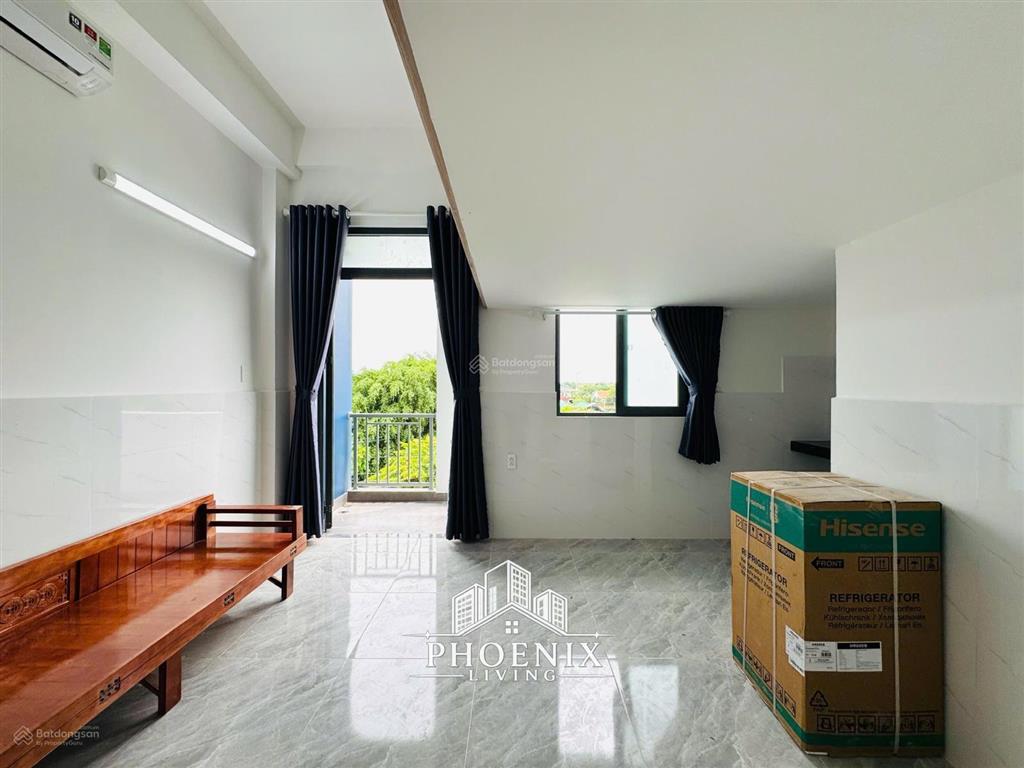 Ban công riêng, full nội thất, mới 100% ngay cvpm quang trung