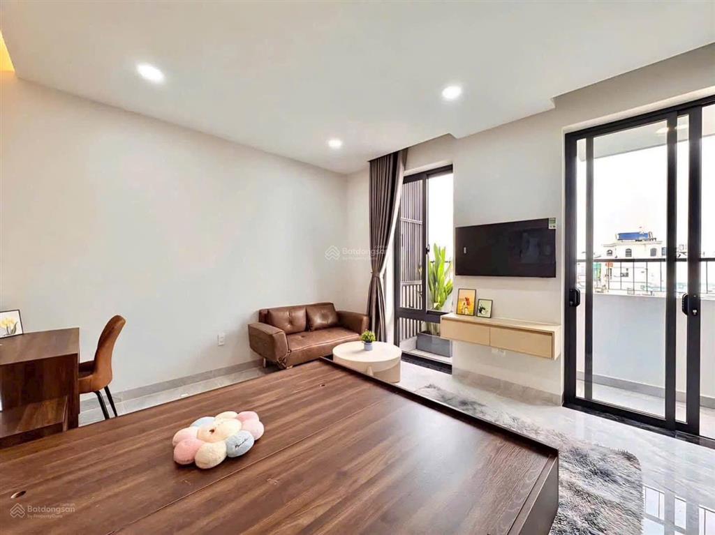 Studio ban công riêng  đầy đủ nội thất  ngay dương thị mười  cvpm quang trung