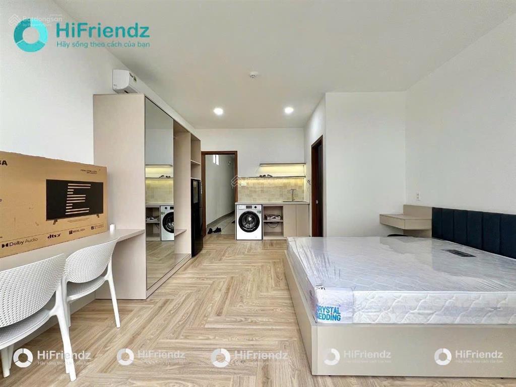 Studio ban công riêng, full nội thất, mới xây ngay mega market hiệp phú