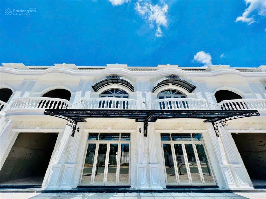 Khu đô thị 5a mekong centre  trung tâm thành phố st nối cảng biển quốc tế trần đề 15p lái xe