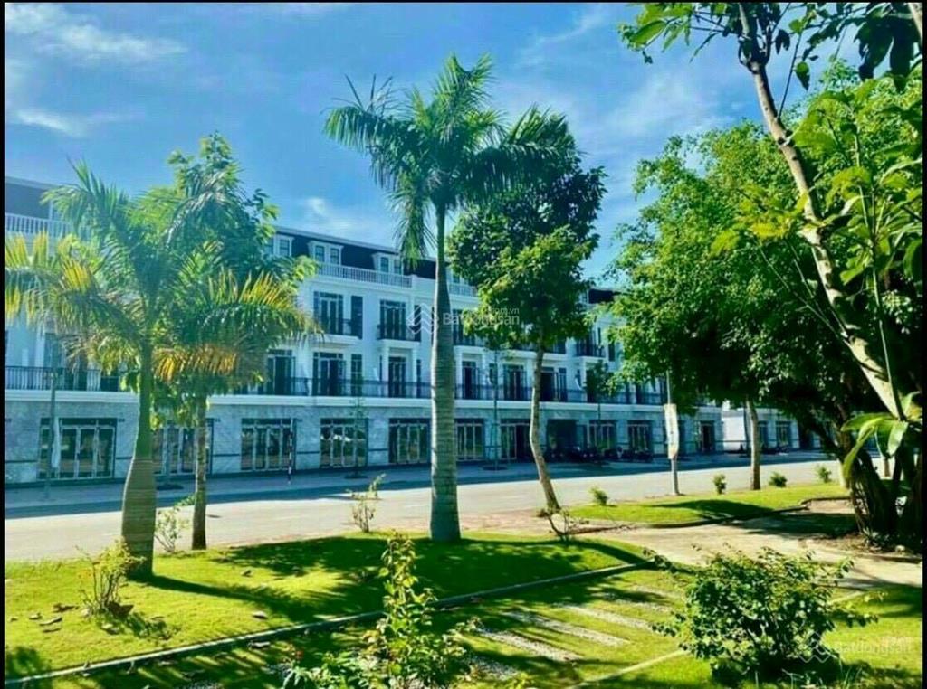 Khu đô thị 5a mekong centre  trung tâm thành phố st nối cảng biển quốc tế trần đề 15p lái xe