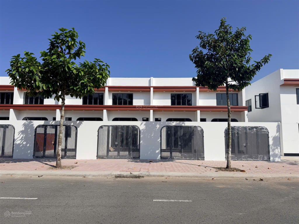 Khu đô thị 5a mekong centre  trung tâm thành phố st nối cảng biển quốc tế trần đề 15p lái xe
