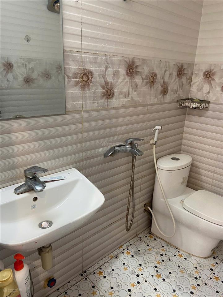 Cho thuê cc tại ngõ 67 phùng khoang, 13 triệu, 83m2, 2pn, 2wc, chính chủ uy tín