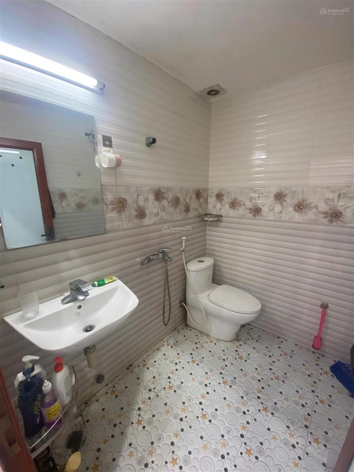 Cho thuê chcc 80m² ngõ 67 phùng khoang, nam từ liêm 2pn, full nội thất 10 triệu/tháng