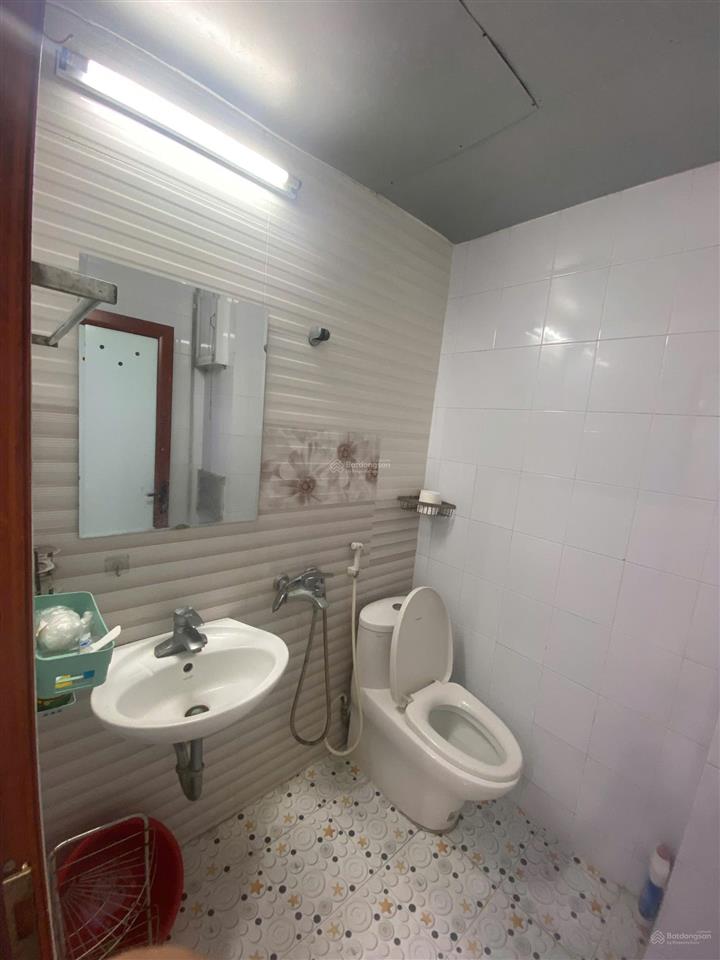 Cho thuê chcc 80m² ngõ 67 phùng khoang, nam từ liêm 2pn, full nội thất 10 triệu/tháng