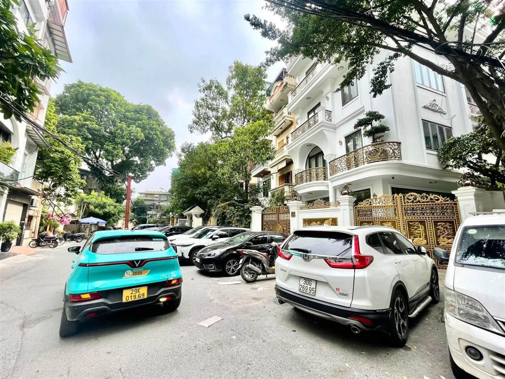 Bán nhà tt ba đình 80m2 8 tầng thang máy lô góc 2 mặt ô tô tránh kinh doanh 33.5 tỷ