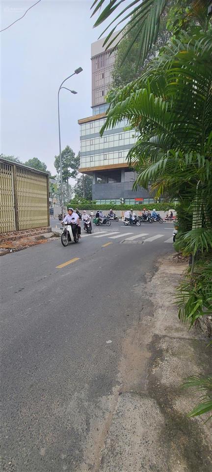 Bán nhà mặt tiền đường lê lai, q. gò vấp, đối diện bệnh viện 175