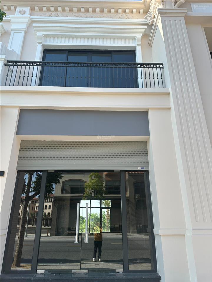 Bán shophouse 90 m2, 5,8 tỷ tại vinhomes royal island