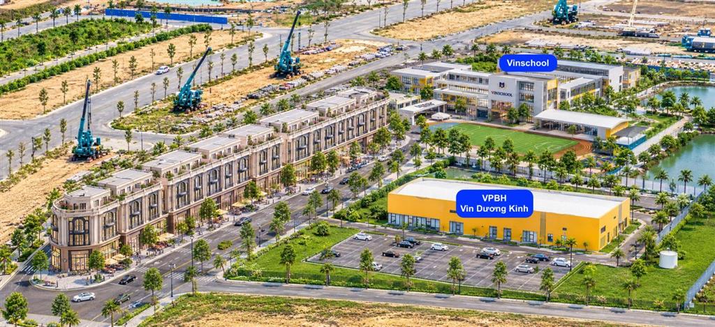 Căn lk đối diện vpbh vinhomes golden city.