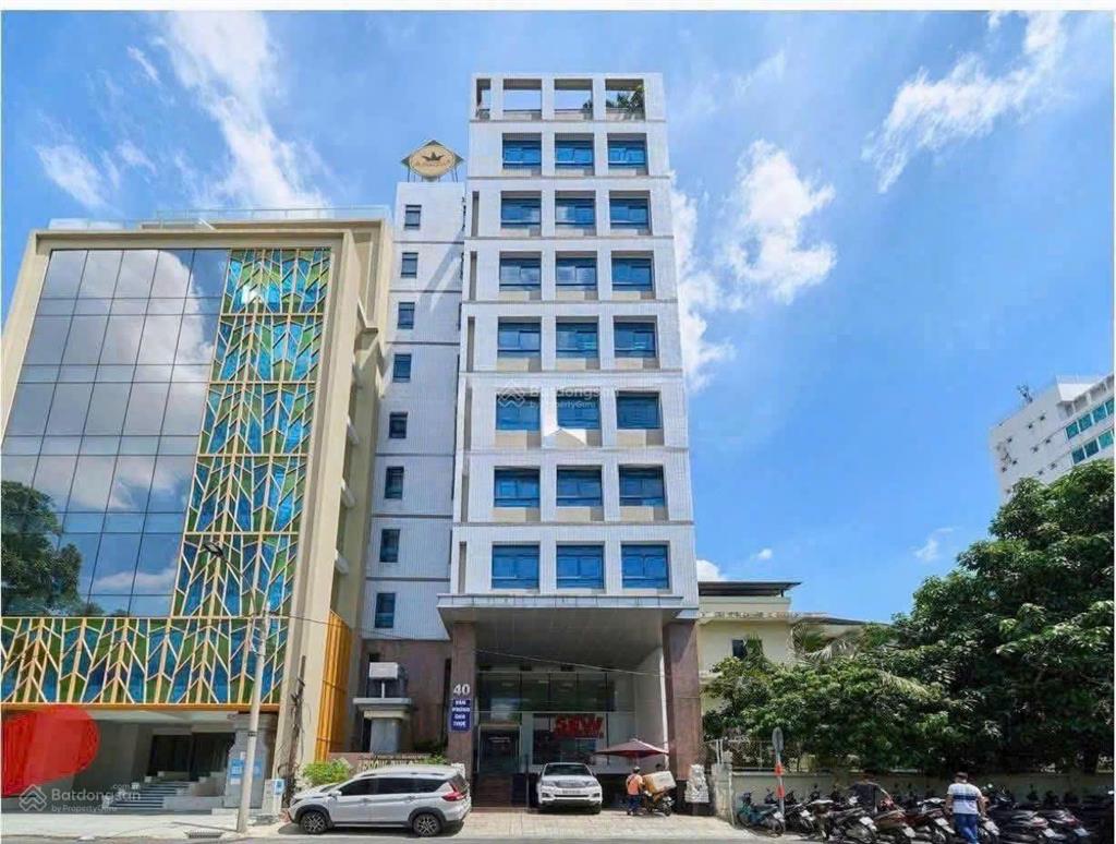 Tòa văn phòng p. tân định  15x35  hầm 10 tầng  15,6 tỷ/năm gần tòa nhà uoa group