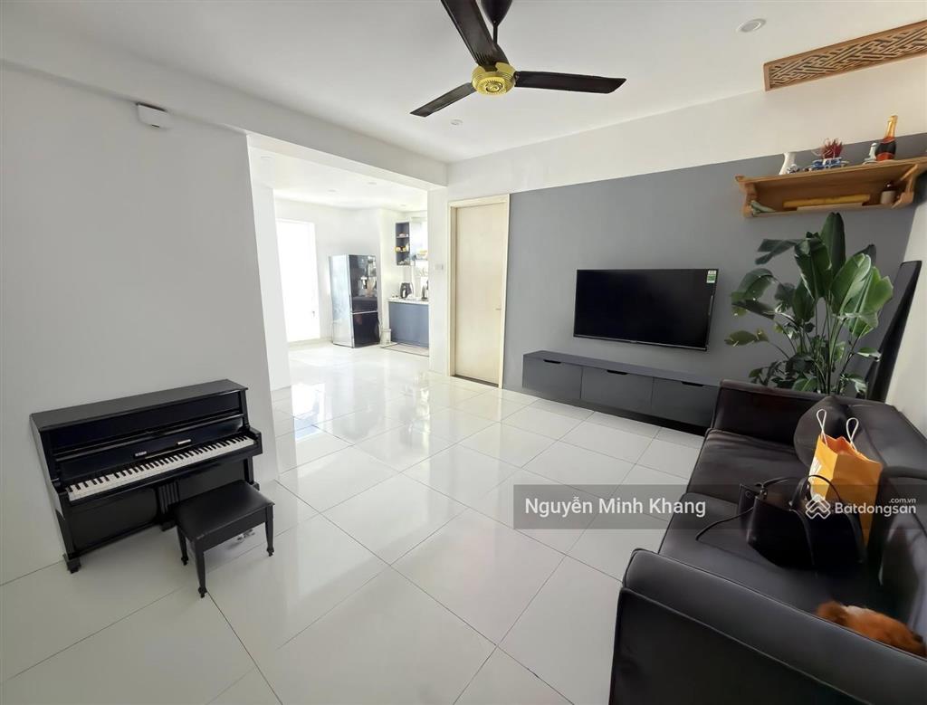 Bán căn hộ 2 phòng ngủ tòa b9 đại kim ngay mặt đường nguyễn cảnh dị  đại kim