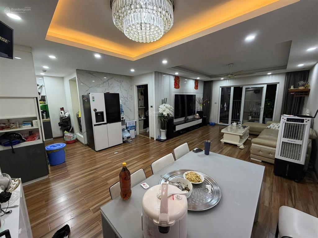 Bán gấp căn hộ chung cư 3pn, 3wc tại tây nam hồ linh đàm, 10,1 tỷ, 134,5m2