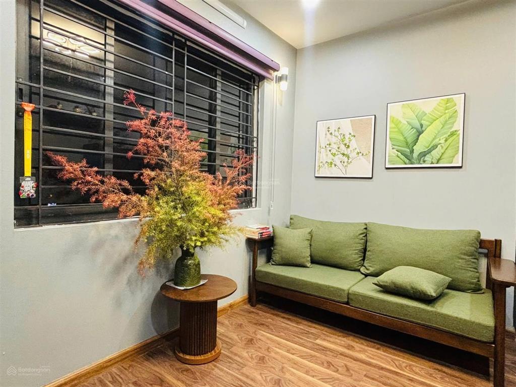 Gia đình cần bán căn hộ 3 ngủ đầy đủ nội thất tòa rainbow linh đàm