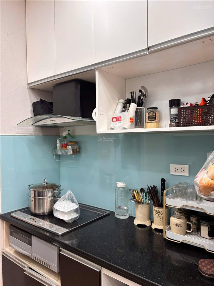 Gia đình cần bán căn hộ 3 ngủ đầy đủ nội thất tòa rainbow linh đàm