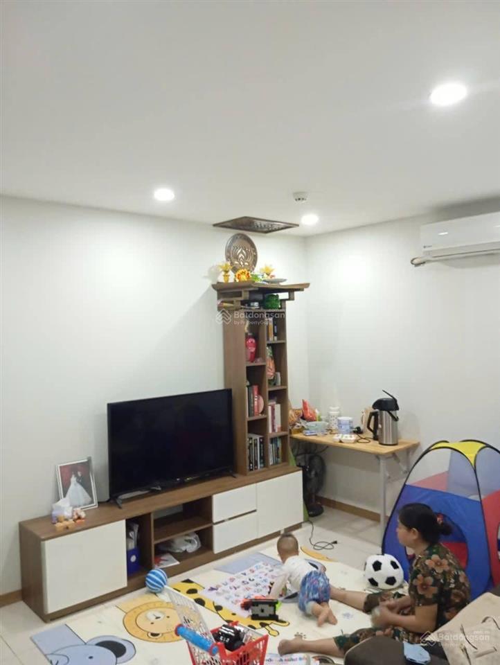 Bán căn hộ 2 ngủ tầng trung tòa dv2 rose tower  ngọc hồi