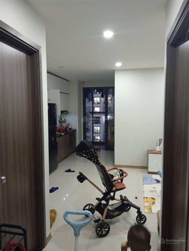 Bán căn hộ 2 ngủ tầng trung tòa dv2 rose tower  ngọc hồi