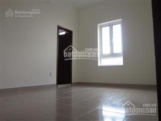 Cho thuê phòng trọ 24m2, đoàn văn bơ, 4 triệu/tháng