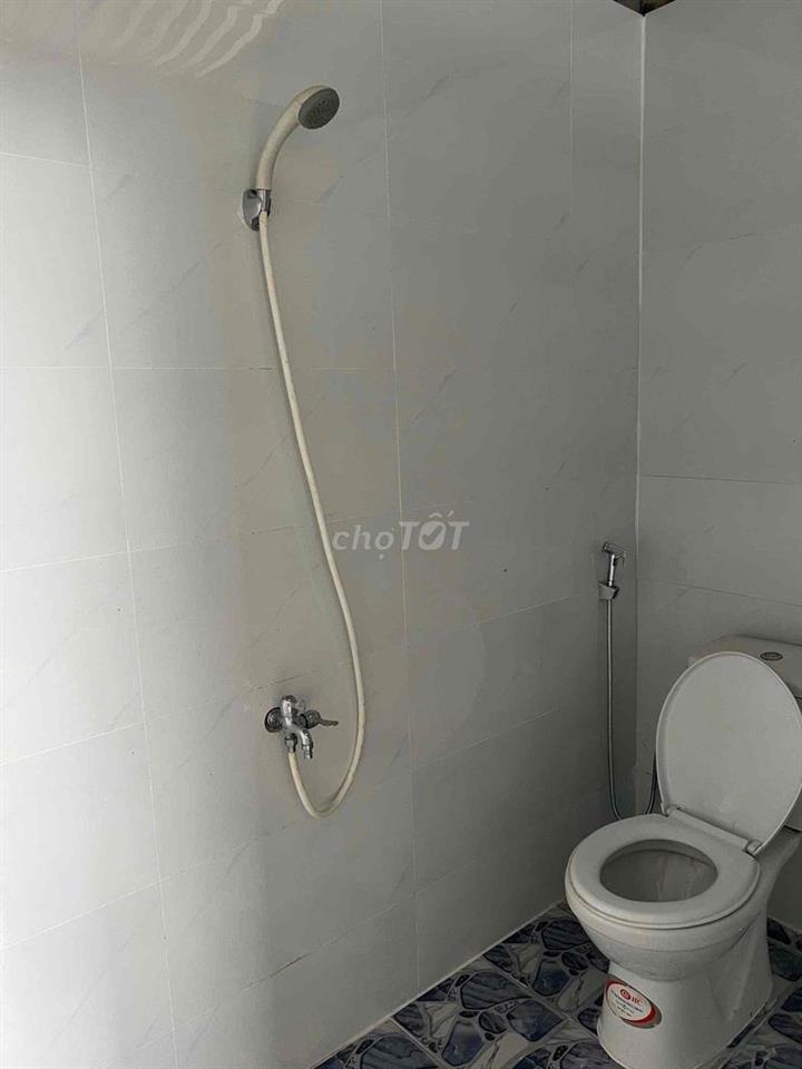 CHO THUÊ NHÀ MẶT TIỀN QL1A, GẦN CHỢ MIẾU BÔNG, HOÀ XUÂN