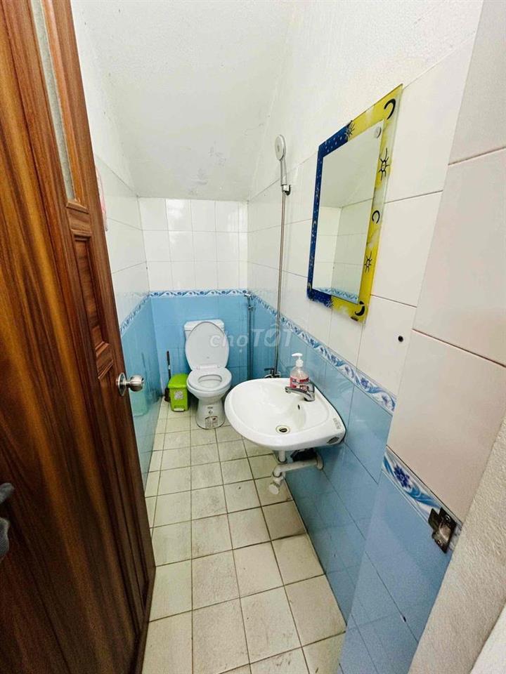 CHO THUÊ NHÀ MẶT TIỀN QL1A, GẦN CHỢ MIẾU BÔNG  »» Diện tích 100m², 2 t