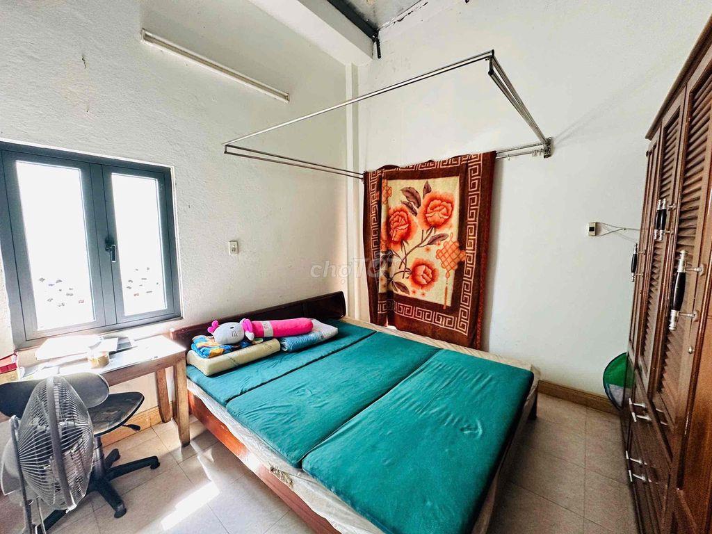 CHO THUÊ NHÀ MẶT TIỀN QL1A, GẦN CHỢ MIẾU BÔNG  »» Diện tích 100m², 2 t