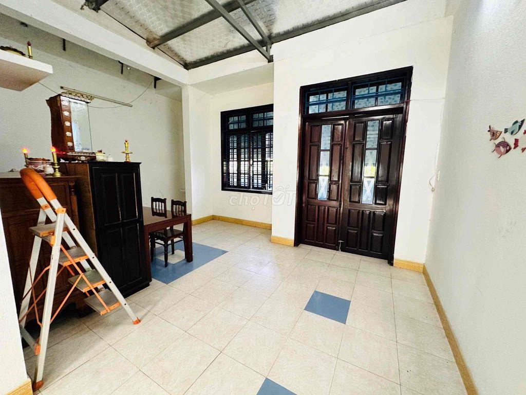 CHO THUÊ NHÀ MẶT TIỀN QL1A, GẦN CHỢ MIẾU BÔNG  »» Diện tích 100m², 2 t