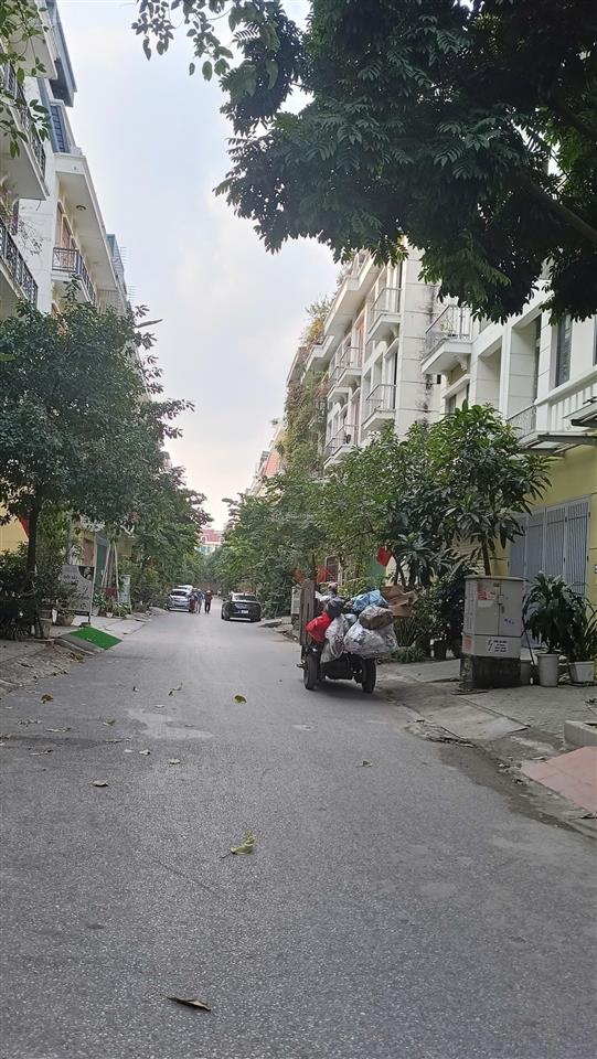 Hiếm  nhà liền kề khu đô thị văn phú  63m2 5 tầng mt5m chỉ nhỉnh 14 tỷ