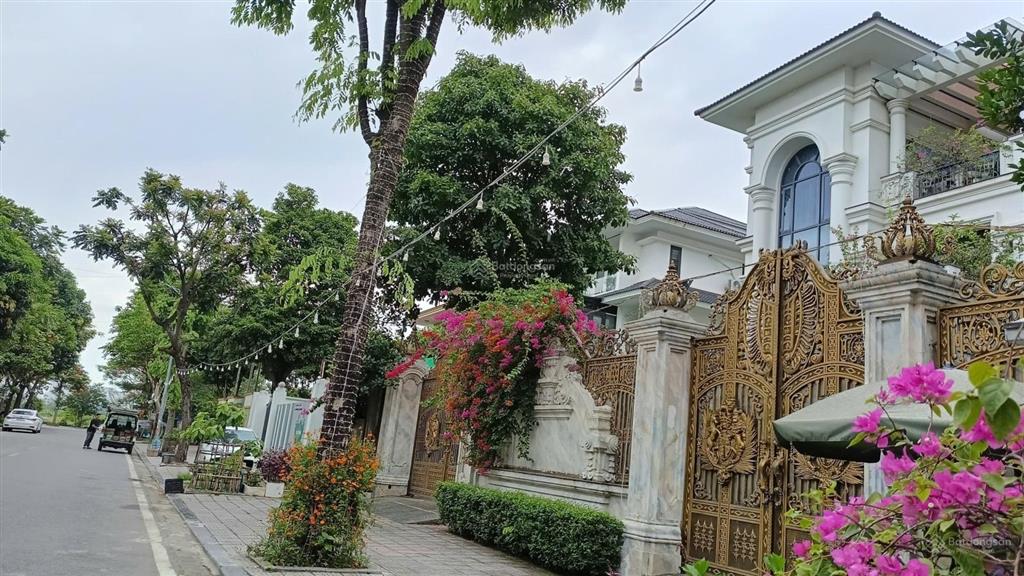 Biệt thự văn phú 200m2  đẳng cấp thượng lưu siêu đẹp 32.5 tỷ