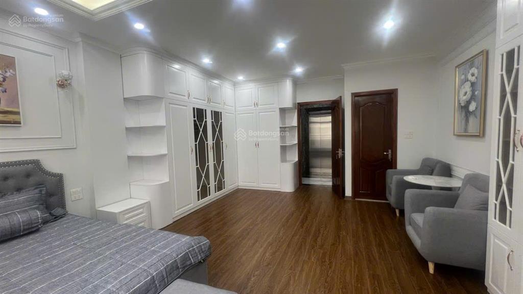 Nhà cạnh công viên 365  90m2 mt 5m văn phú  quang trung ở ngay, giá hạ chỉ còn 20 tỷ