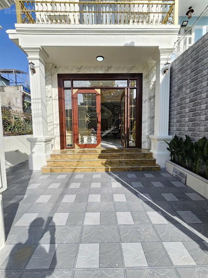 Bán nhà căn góc 2 mặt tiền, có phòng ngủ dưới kdc gần đường lê thị trung p.an phú tp.thuận an