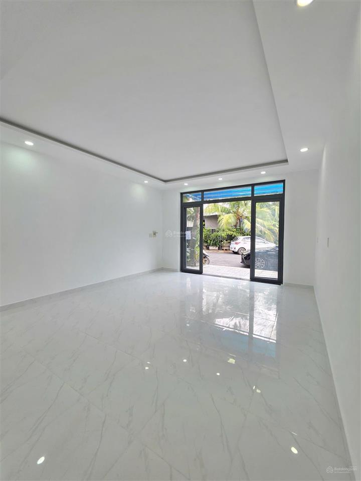 Bán nhà hoàn công kdc champaca garden khép kín có bảo vệ 24/24, p.đông hòa, tp.dĩ an