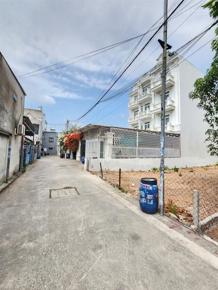 Bán đất 5,1 tỷ gần đường võ thị sáu p. đông hòa tp. dĩ an. dt 181,8m2, 7,5x26m