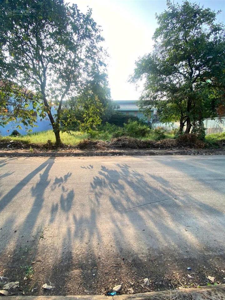 13,8 tỷ  bán đất biệt thự, khu tđc khoa học tự nhiên, p.bình thắng, tp.dĩ an dt 336m2(10x33.6m)