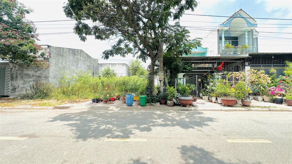 5,5 tỷ  bán đất xây biệt thự 7,5x20m gần metro 5km, p. bình an, tp. dĩ an dt 150m2(7,5x20m)