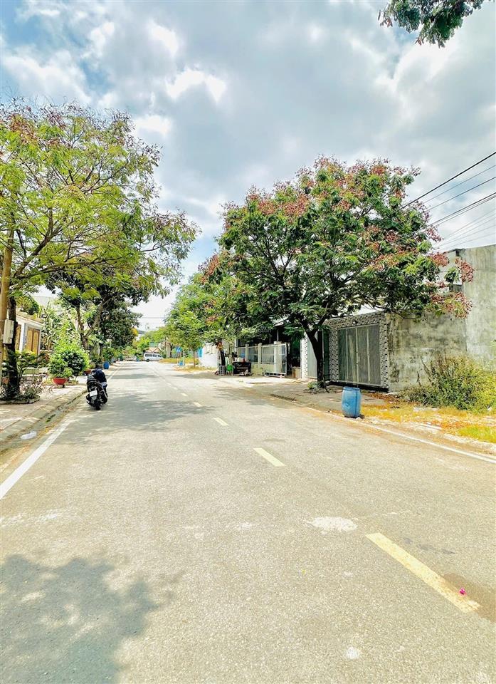 5,5 tỷ  bán đất xây biệt thự 7,5x20m gần metro 5km, p. bình an, tp. dĩ an dt 150m2(7,5x20m)