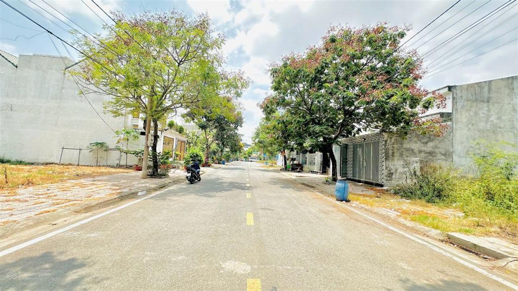 5,5 tỷ  bán đất xây biệt thự 7,5x20m gần metro 5km, p. bình an, tp. dĩ an dt 150m2(7,5x20m)