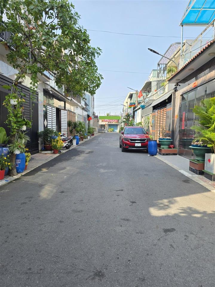 Bán nhà ngộp 4ty3  100m2 gần ngã tư chiêu liêu 500m, p.tân đông hiệp, tp.dĩ an