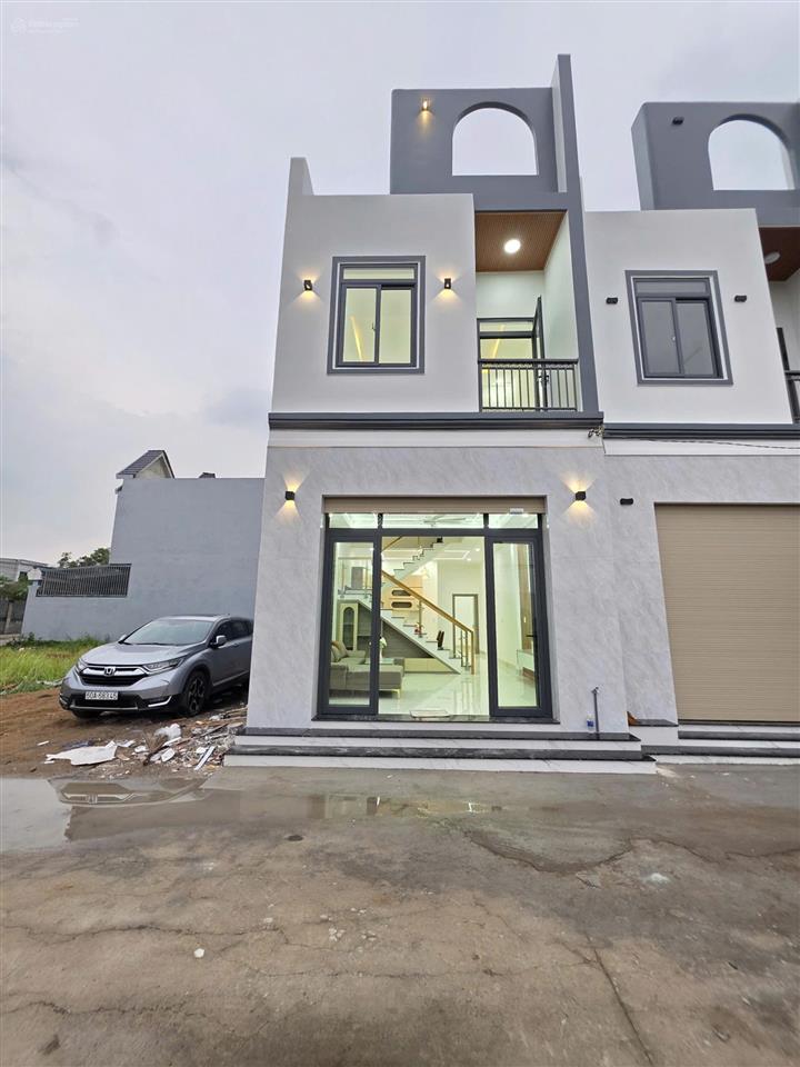 Bán nhà mới 1 trệt 1 lầu 2,99 tỷ ngay cầu hóa an, p.hóa an tp.biên hòa diện tích 64,6m2