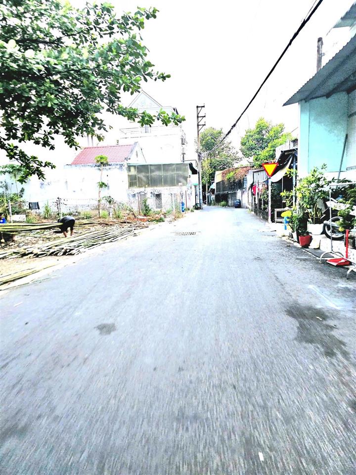 Bán đất ngay bigc go dĩ an cách đường võ thị sáu 100m p.đông hòa tp.dĩ an. dt 74.1m2