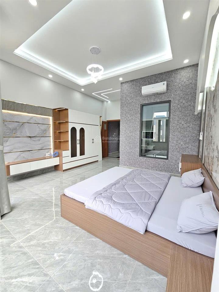 5,1 tỷ  bán nhà 1 trệt 2 lầu hoàn công gần vincom 2km, p.tân đông hiệp, dĩ an. dt 60,3m2 (5x12m)