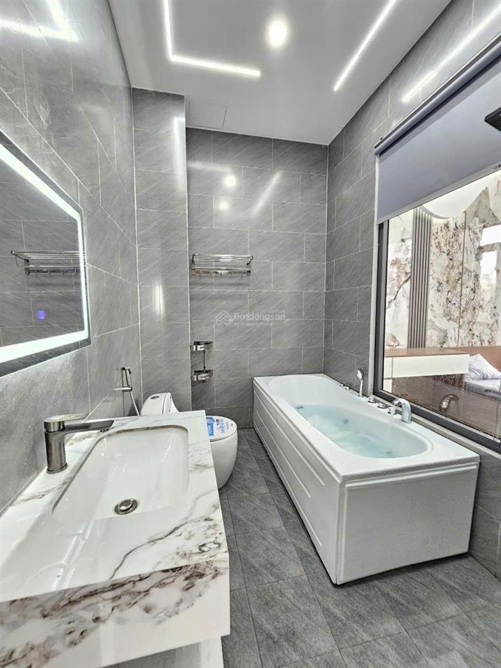 5,1 tỷ  bán nhà 1 trệt 2 lầu hoàn công gần vincom 2km, p.tân đông hiệp, dĩ an. dt 60,3m2 (5x12m)