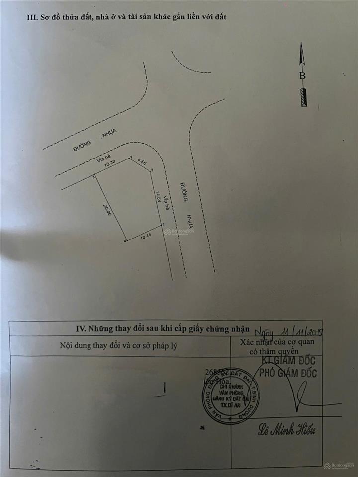 Ngộp ngân hàng cần bán gấp biệt thự góc 2mt 243,4m2 đường 17m khu dân cư gần làng đhqg