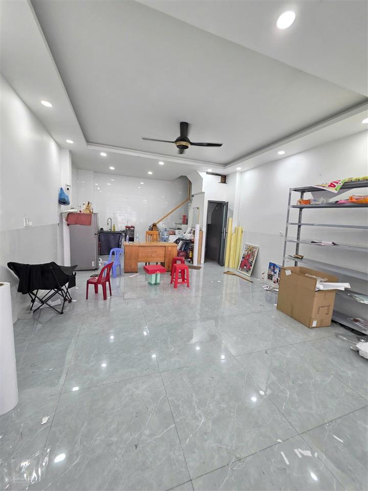 Bán nhà 100m2 mặt tiền kinh doanh đường 30m2 gần go, p.tân đông hiệp, tp.dĩ an. gần cổng kcn